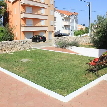 8215a * Pašman
